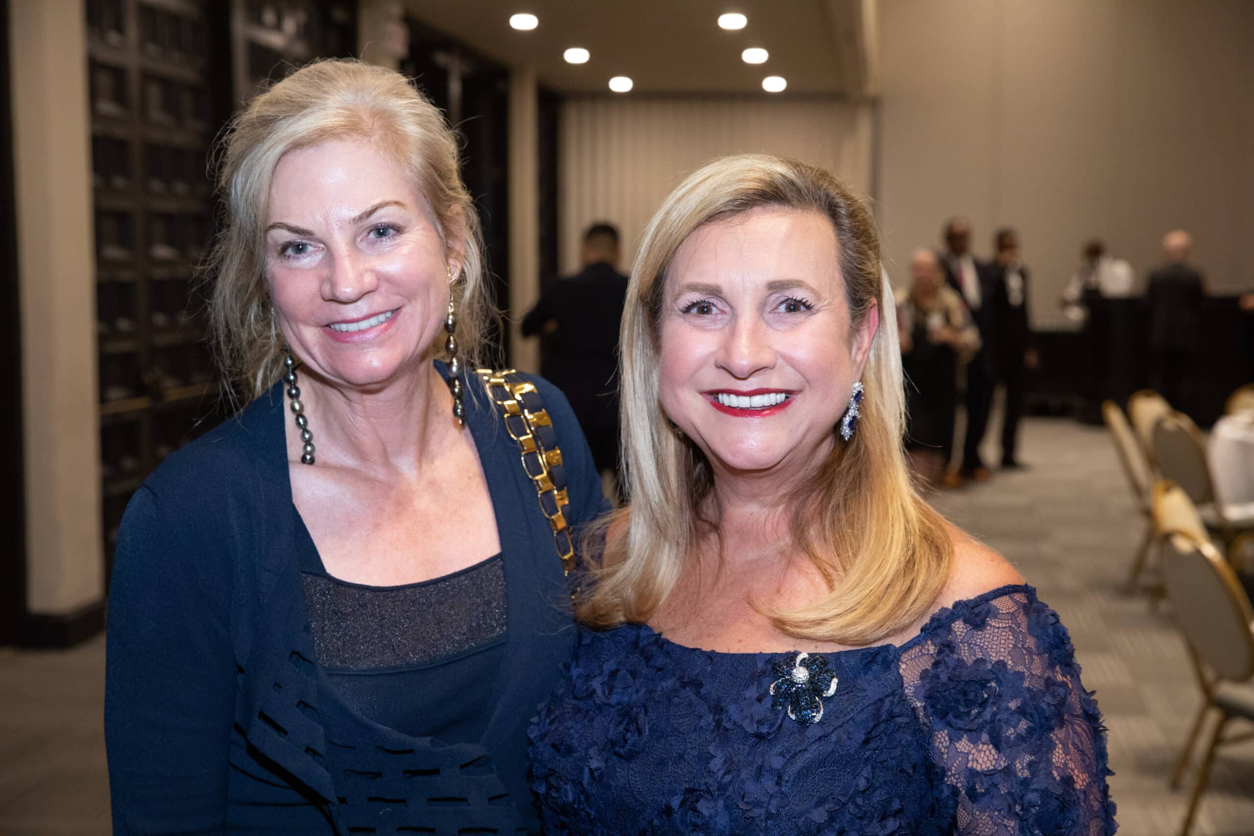 Annual Dinner 2019 Anne Bedinger Of Raymond James And Juliette Lippman