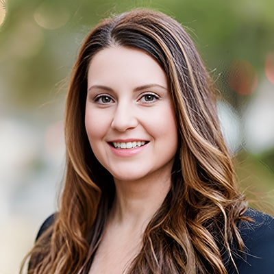 Magie Ozarowski, Esquire
