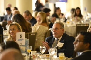 Crowd Sklar